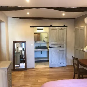 Appartement Ermitage, Crestet