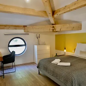 Maison d'hôtes En Vau - Coliving - Mas Des Sous Bois, Ventabren